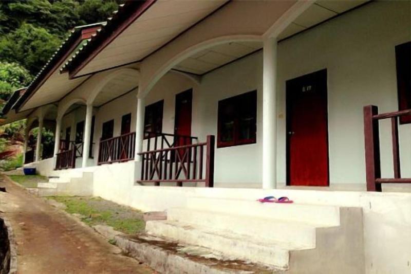Chokdee Resort image