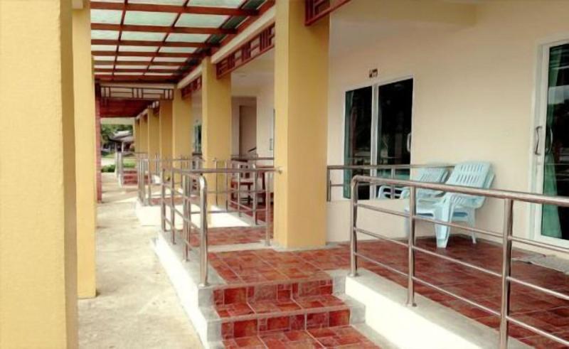 Chokdee Resort image