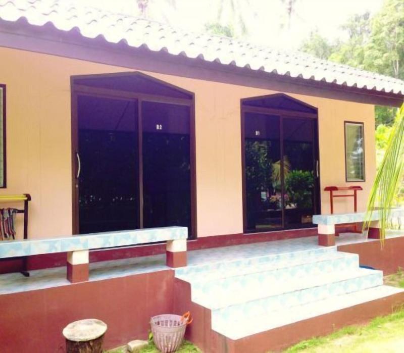 Chokdee Resort image