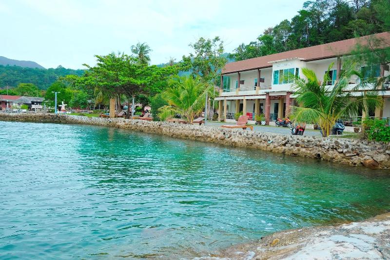 Chokdee Resort image