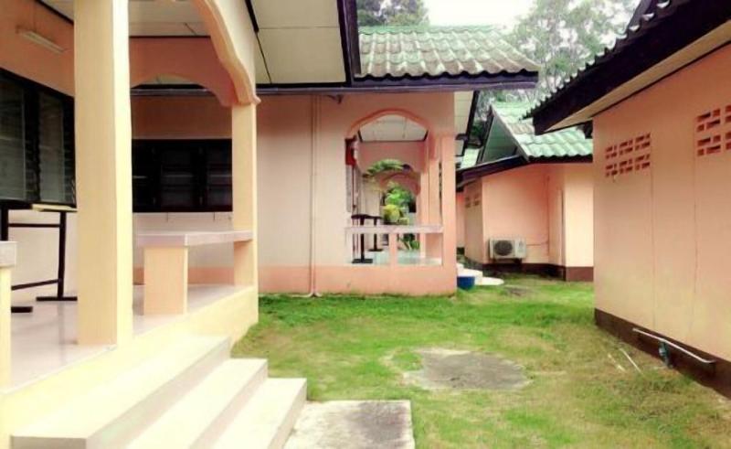 Chokdee Resort image