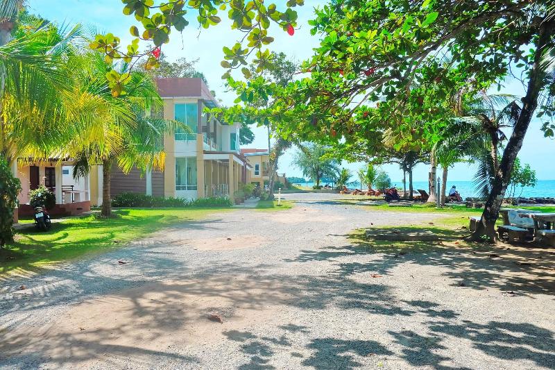Chokdee Resort image