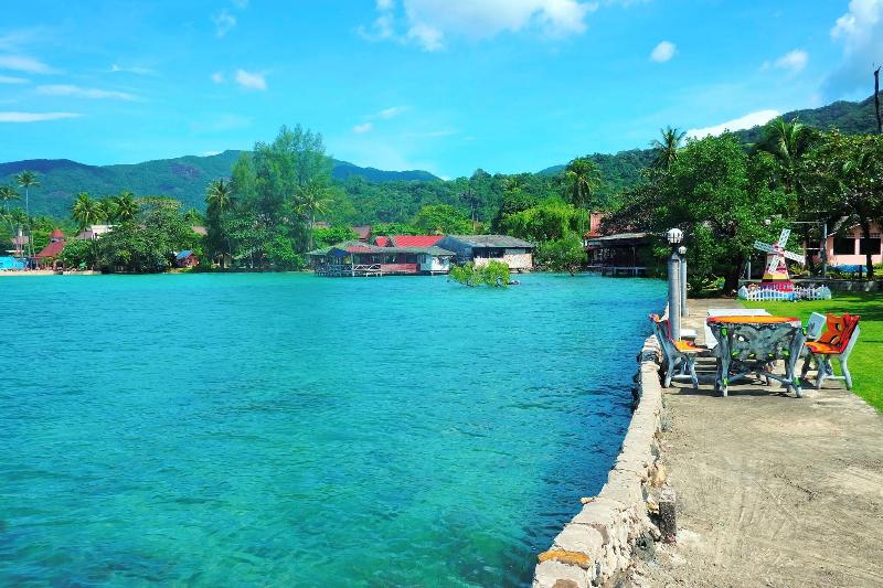 Chokdee Resort image