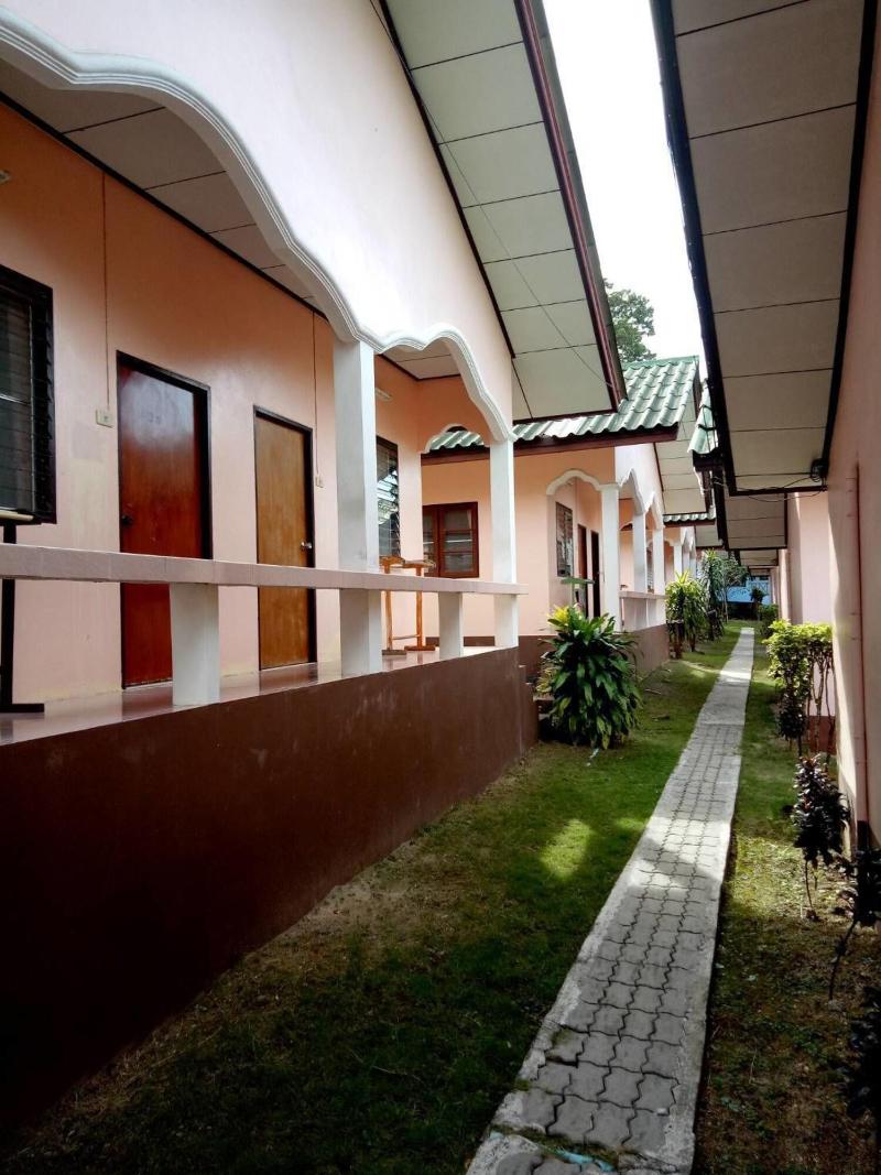 Chokdee Resort image