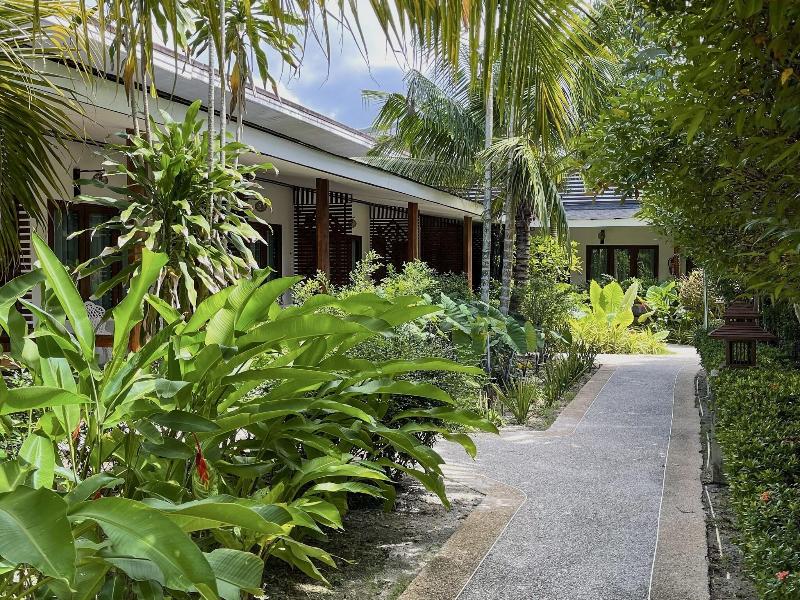 Aonang Phutawan Resort image