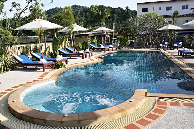 Aonang Phutawan Resort