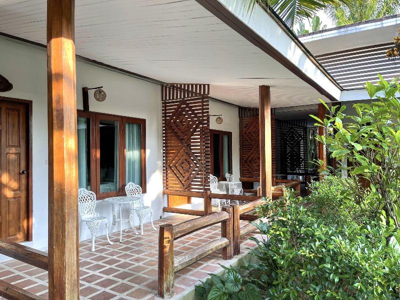 Aonang Phutawan Resort image