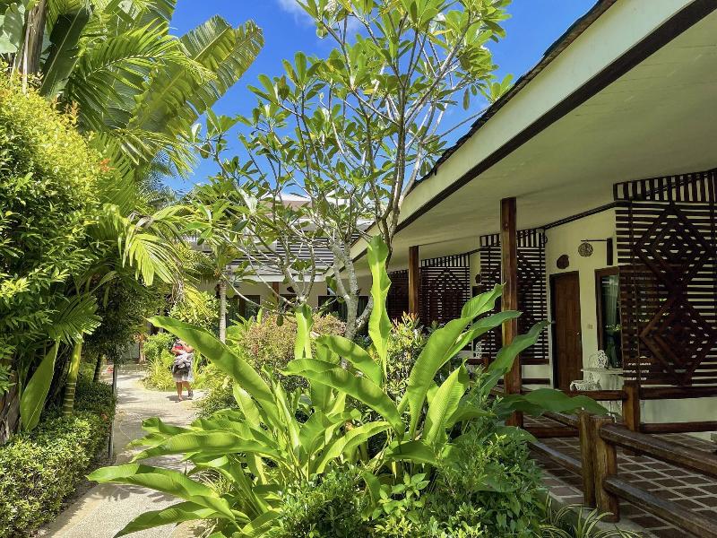 Aonang Phutawan Resort image