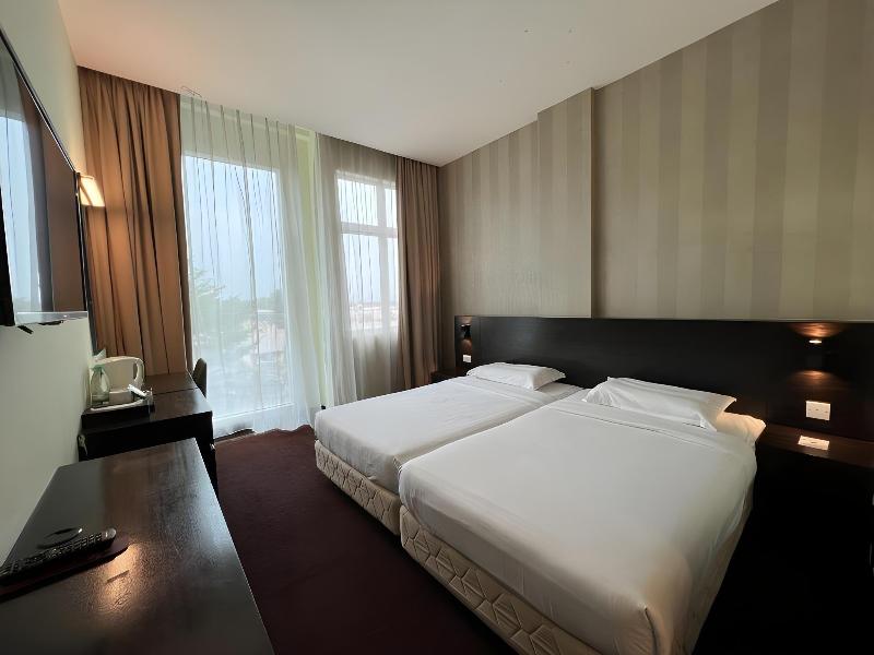 Ssl Traders Hotel image