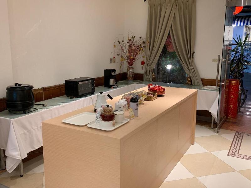 Tai Hu Hotel Sun Moon Lake image