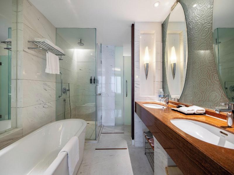 Sheraton Zhoushan Hotel image