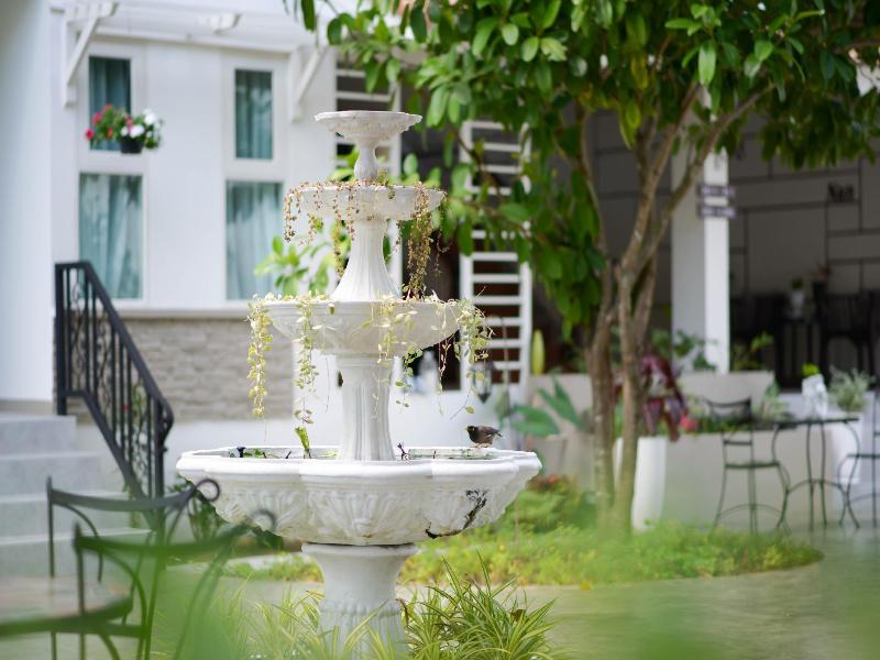 Nan Boutique Hotel image