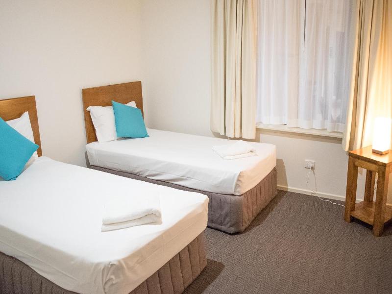 Beachside Holiday Apartments