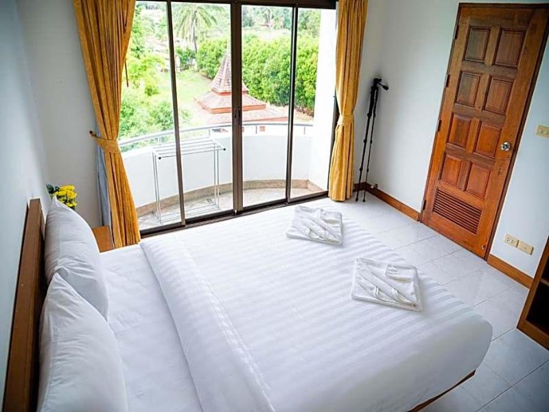 Diamond Place Hotel image
