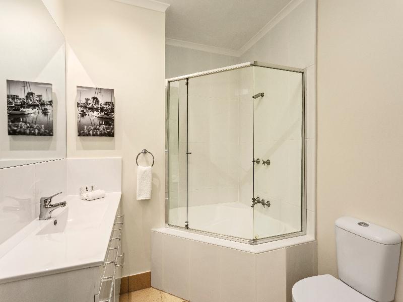 MainStay Suites Townsville image