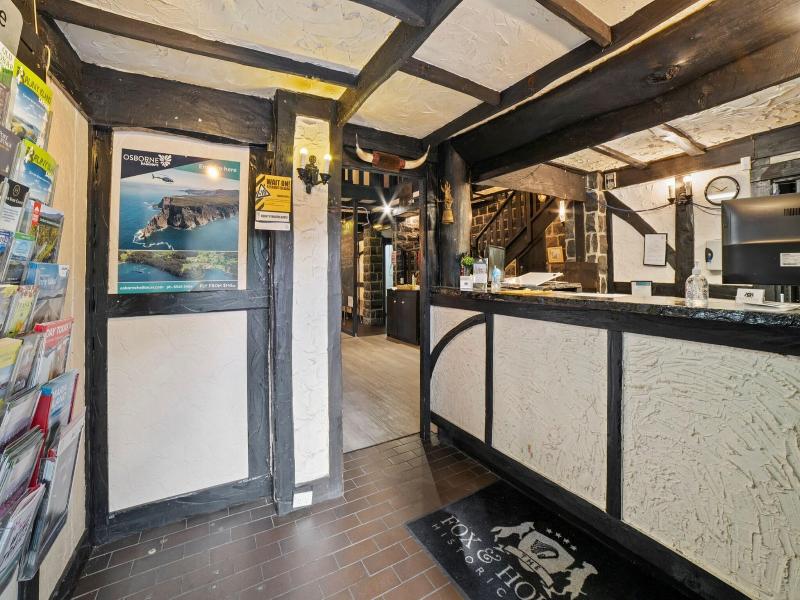 Fox and Hounds Inn image