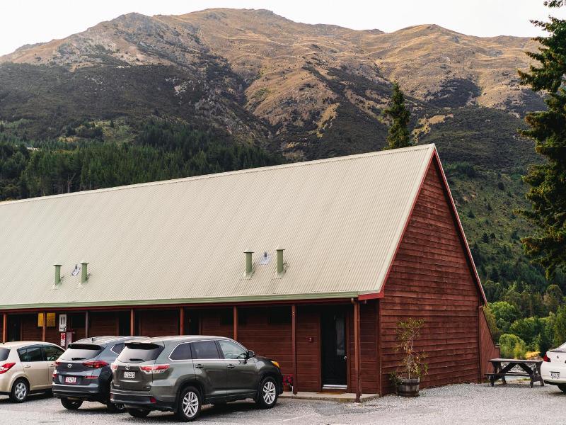 Lake Hawea Hotel image