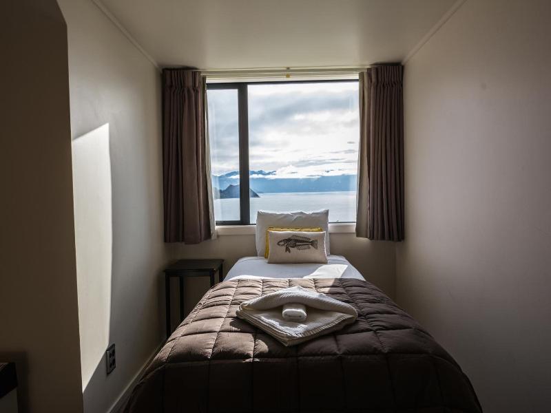 Lake Hawea Hotel image