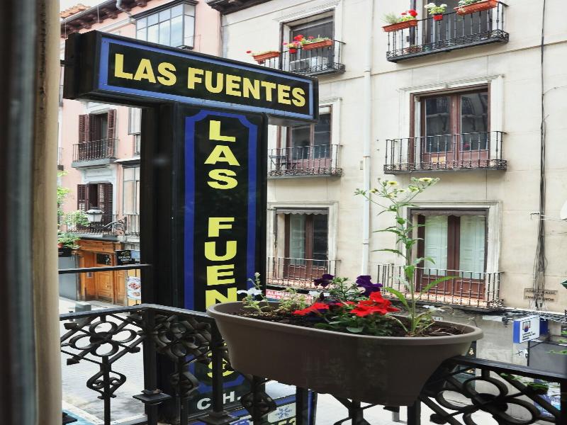 Hostal Las Fuentes image