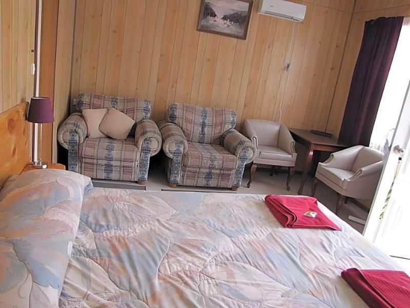Mountain View Motel image