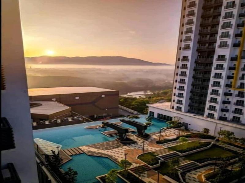 New Wave Hotel Nilai image