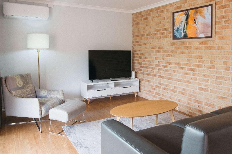Quality Apartments Banksia Gardens image