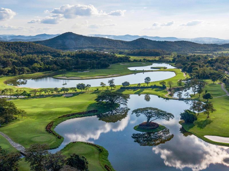 Alpine Golf Resort image