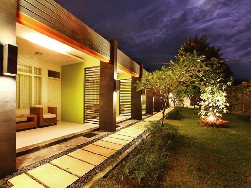 Griya Asri Hotel Mataram image