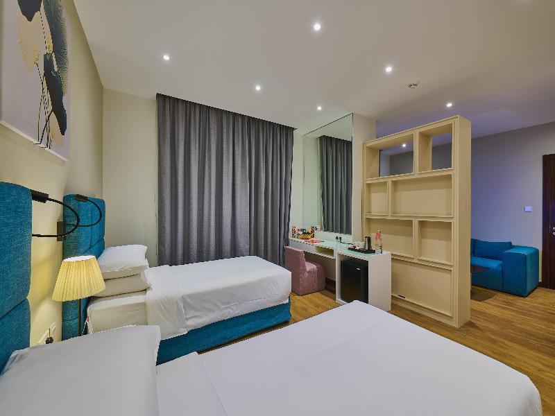 Ramada Hotel & Suites by Wyndham JBR image