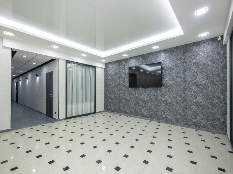 Iris Hotel image