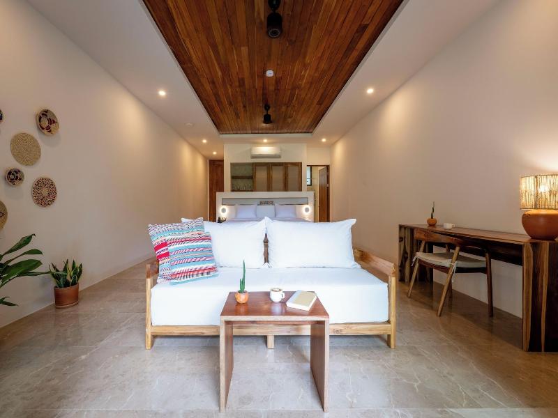 Capitan Suizo Beach Front Boutique image