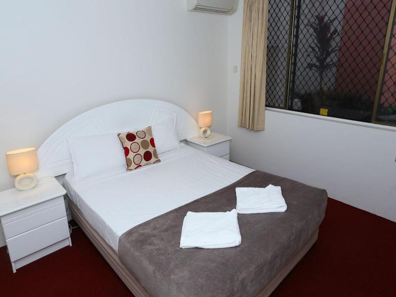 St Tropez Apartments image
