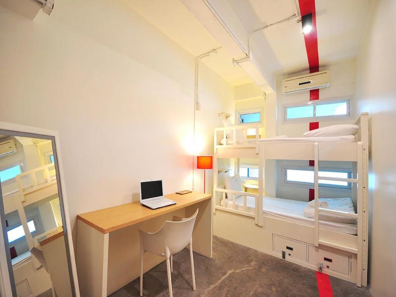 Qilombo Hostel Silom image