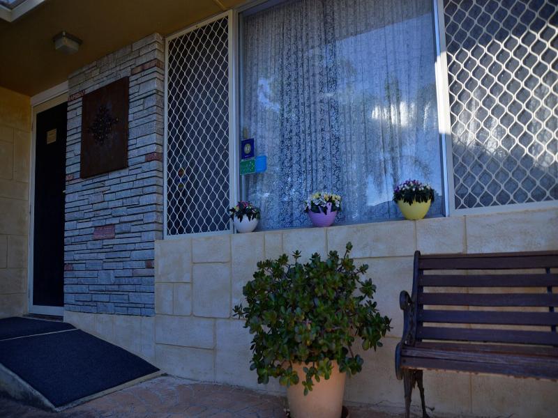 Palms Bed And Breakfast image
