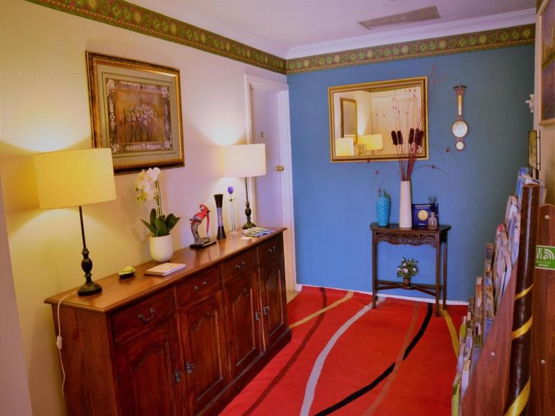 Palms Bed And Breakfast image
