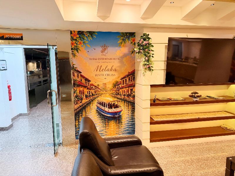 Royal Queenspark Hotel image