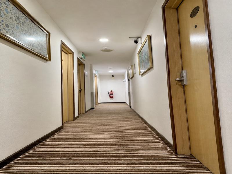 Royal Queenspark Hotel image