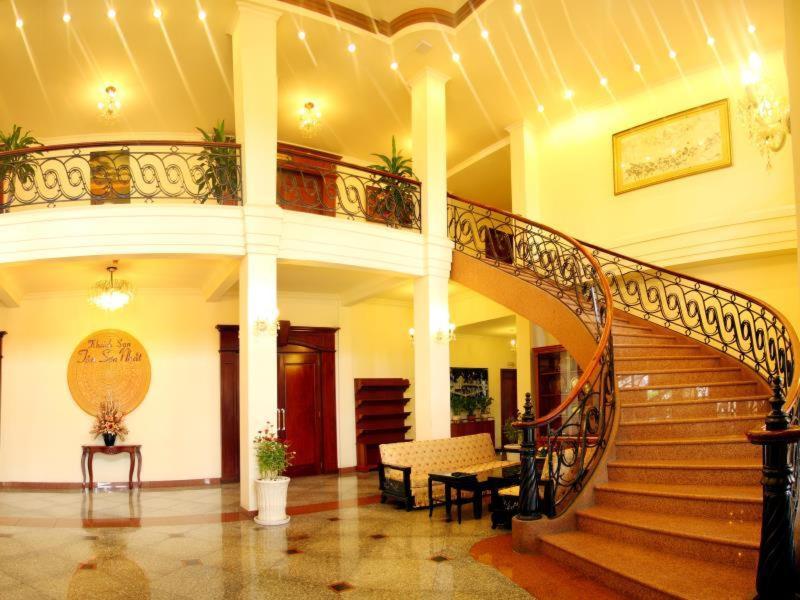 Tan Son Nhat Hotel - 66A Pho Quang image