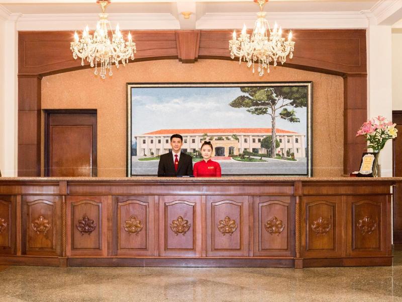 Tan Son Nhat Hotel - 66A Pho Quang image