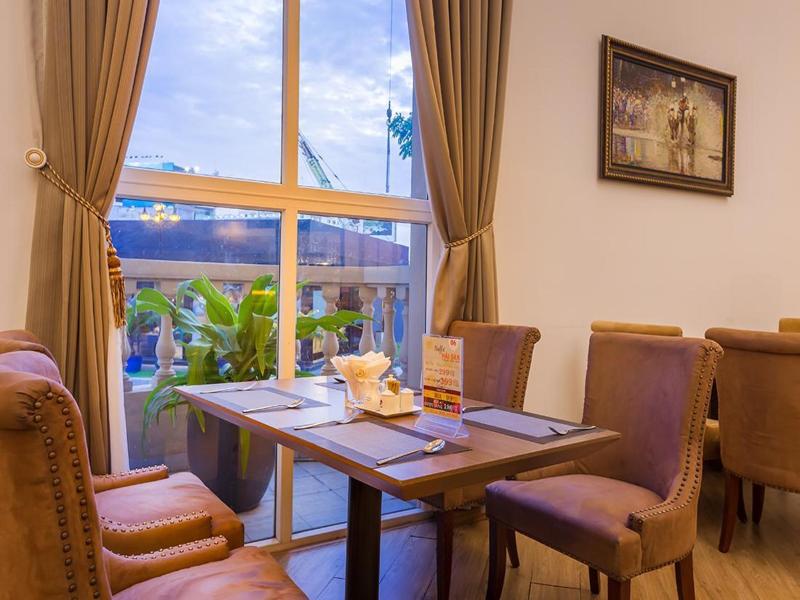 Tan Son Nhat Hotel - 66A Pho Quang image