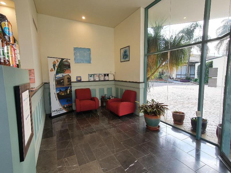 Mcnevins Tamworth Motel image