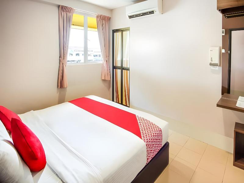 Dream House Hotel image