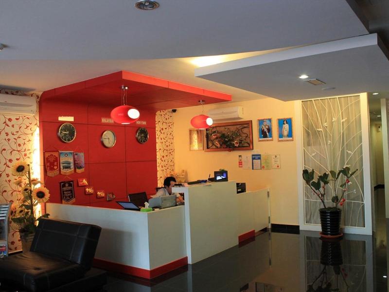 U & Me Hotel image