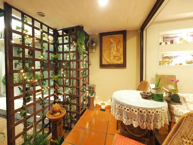 Baan Sukhumvit Soi 20 image