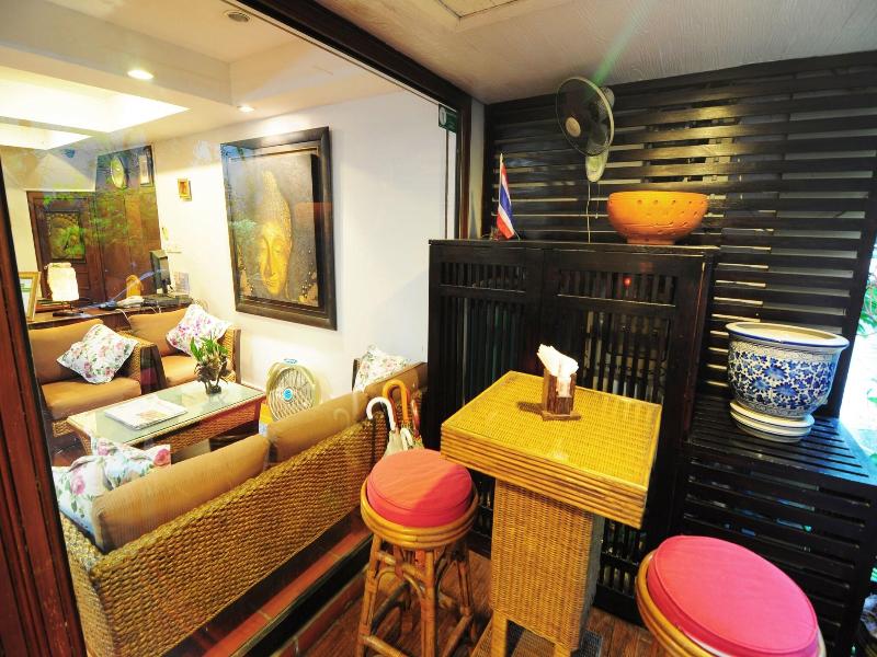 Baan Sukhumvit Soi 20 image