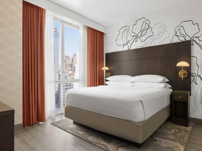 Courtyard New York Manhattan/Chelsea image