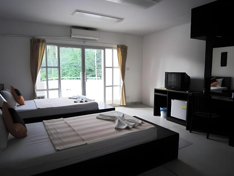 Warina Place image