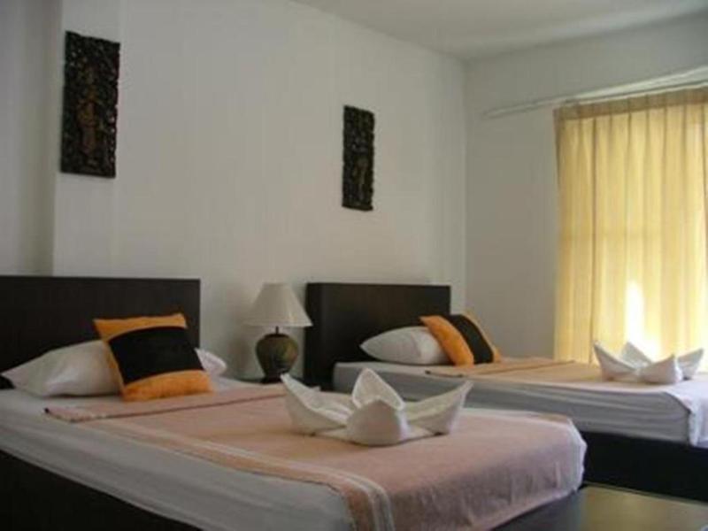 Warina Place image