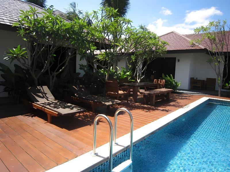 Chidlom Resort image