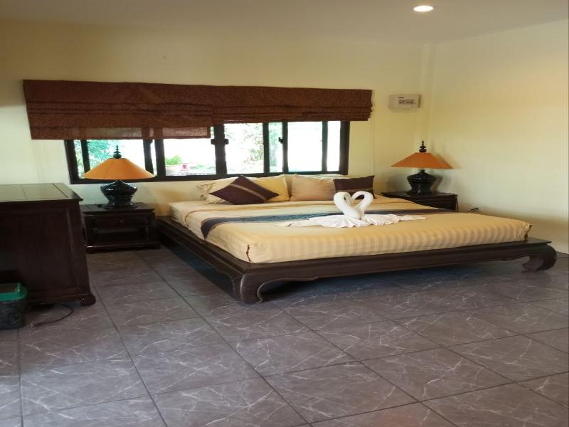 Baan Chai Thung Resort by ZUZU image